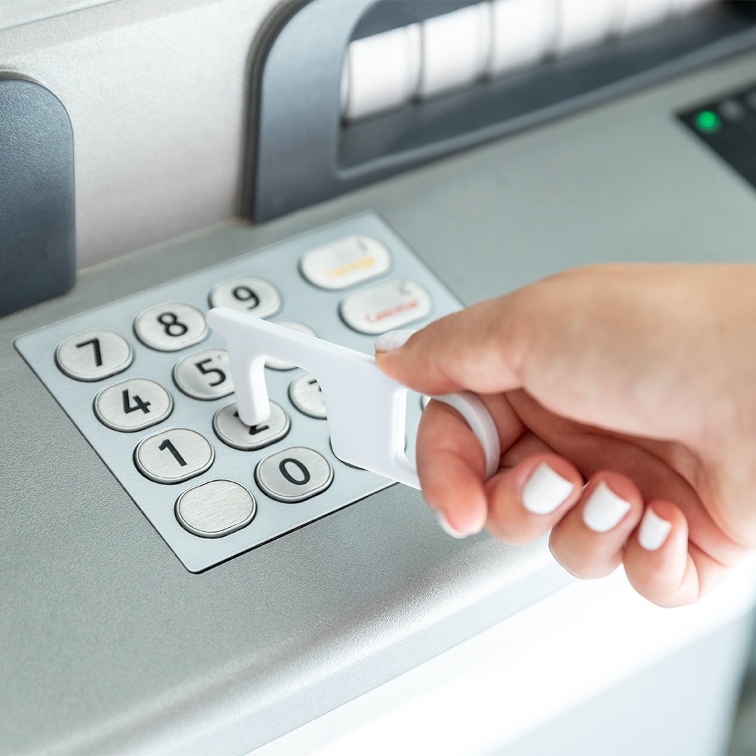 Antybakteryjny brelok antykontaktowy Riken P166278T